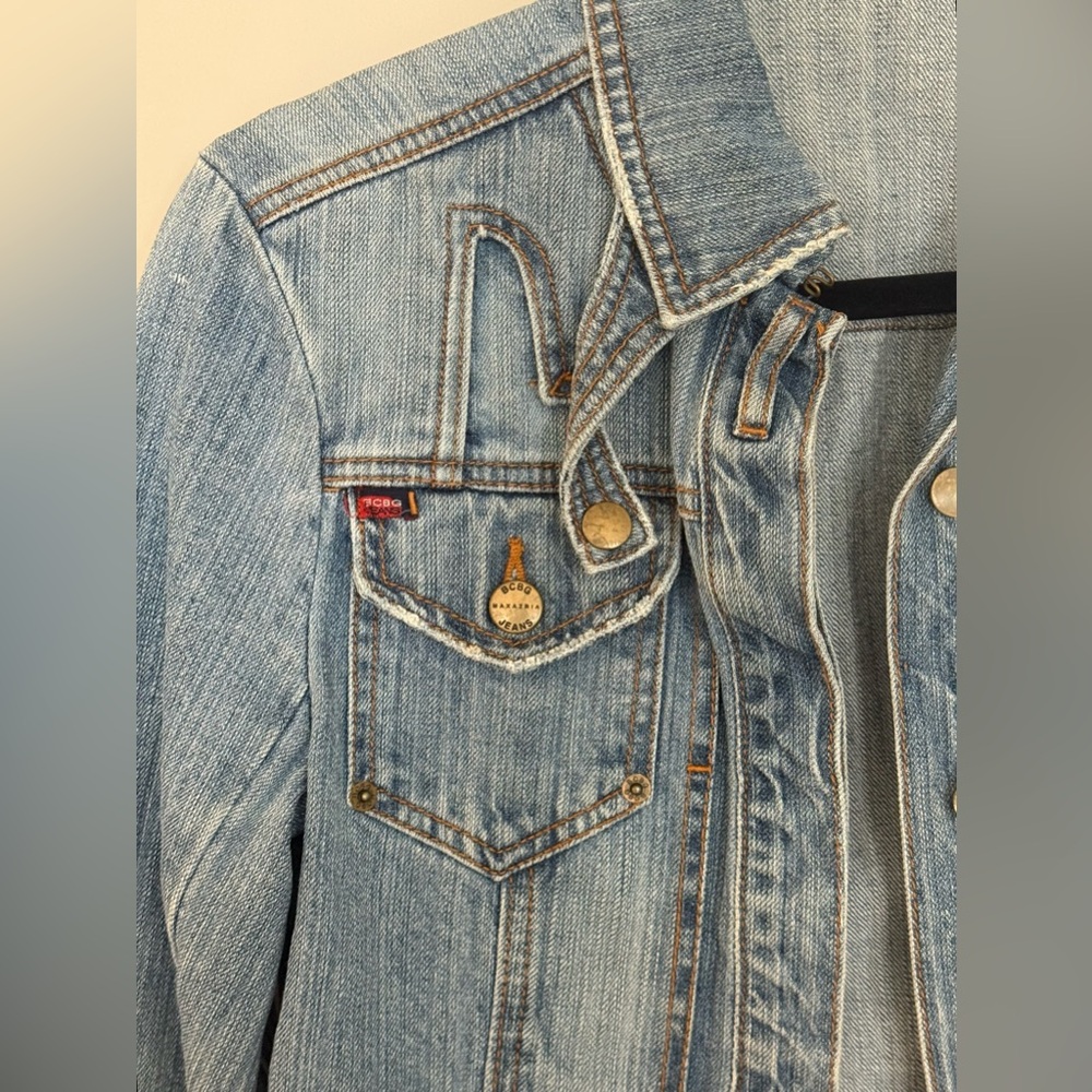 Vintage BCBGMAXAZRIA JEANS Women’s Denim Jacket - Size XS - Picture 3 of 7